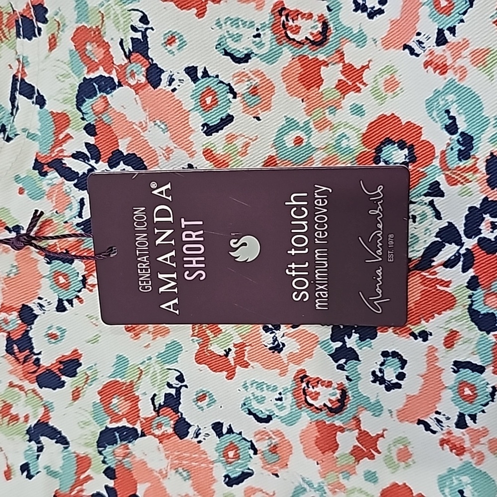 Gloria Vanderbilt Amanda Short Floral Print Jean Shorts Size 16 NWT - Picture 3 of 11